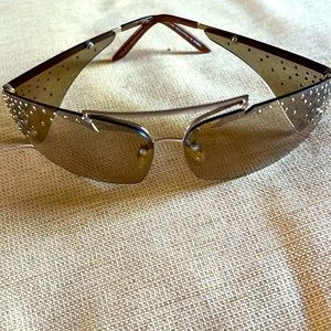 FENDI sunglasses with original case